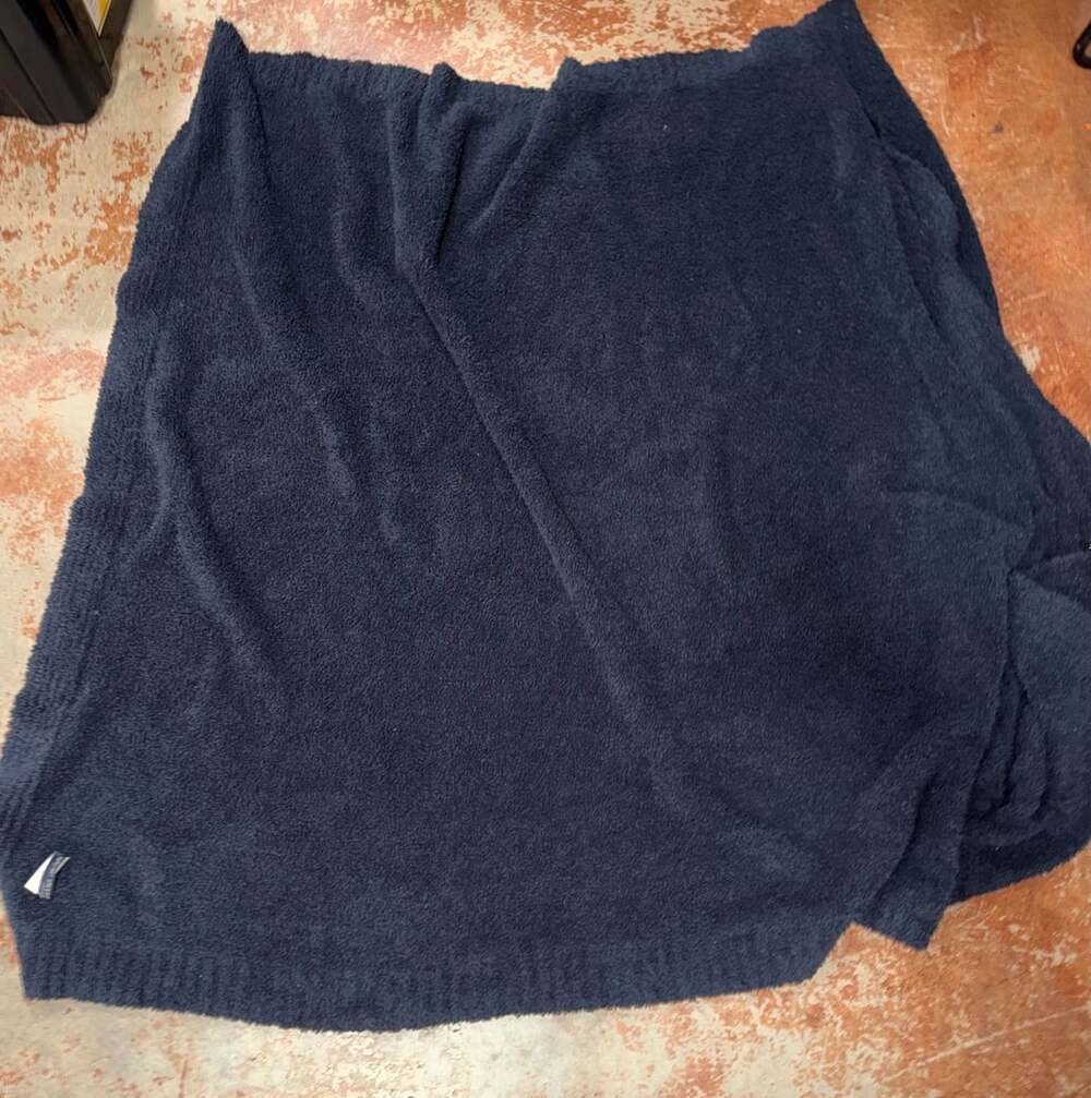 Barefoot Dreams CozyChic Oversized Blanket Navy Blue 72x80 Plush